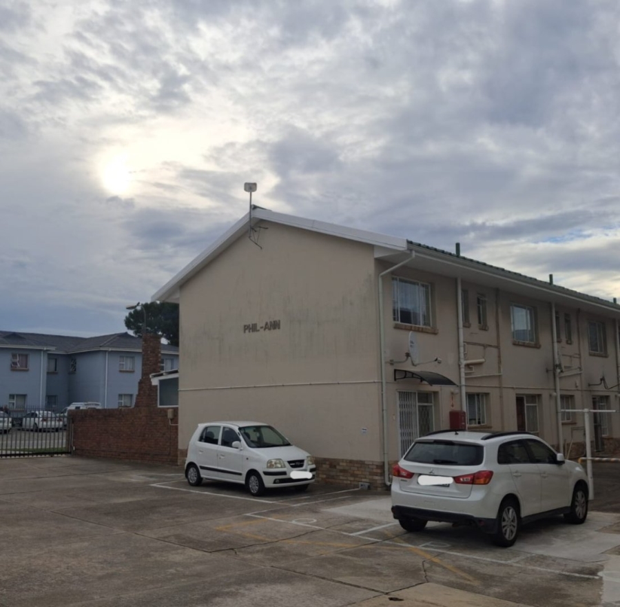 1 Bedroom Property for Sale in Kabega Park Eastern Cape